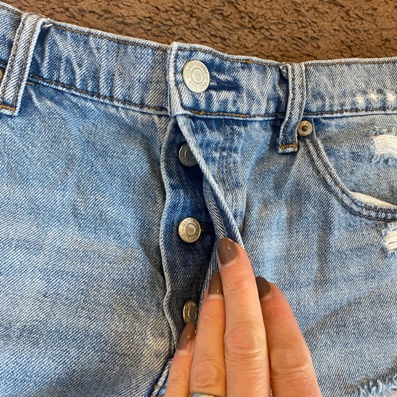2 FOR $20 Gap Denim Cut-Off Cheeky Short High Rise Button Fly 100% Cotton 29 8 - Picture 4 of 10